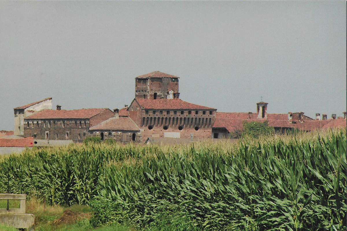 Cartolina anni '70, veduta del Castello e della campagna